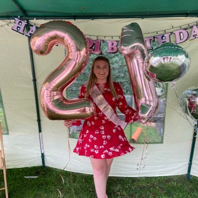 Edge Hill Graduate 2021 & 2022 | Teacher of Year 6. 📚