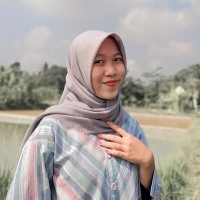 Adelia Rahmawati
17 y.o