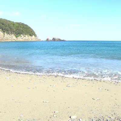 水が好きで水辺の風景を撮影している高知県在住の52歳男性です。
YouTubeに川や海の映像を投稿しています。
ここでは撮影のテストで撮った動画や写真、撮影時の様子などを投稿しています。
YouTubeも併せてご覧いただけると嬉しいです。
YouTubeへは、下記URLよりお越しください。