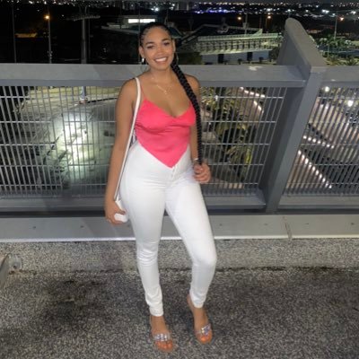 YiiYiiAlm's profile picture. 🇩🇴 | 👩🏽‍💼