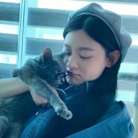 selin tasindi(@B4BYEEUN) 's Twitter Profile Photo