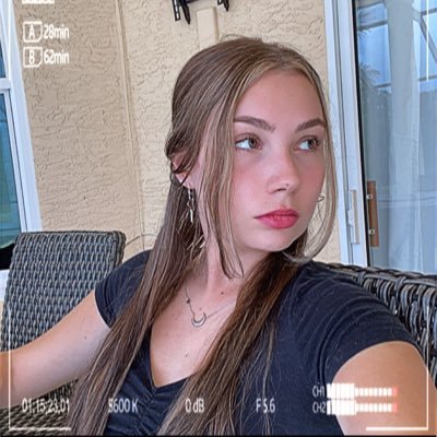 NicoleMarie_ee Profile Picture