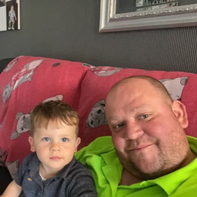 Family guy with 2 beautiful ghirls , Tilly and Lorena and bhoy Pearse