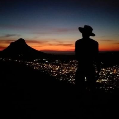 LeeKuPhotograph's profile picture. I do my best for a living.
Premium or Nothing.