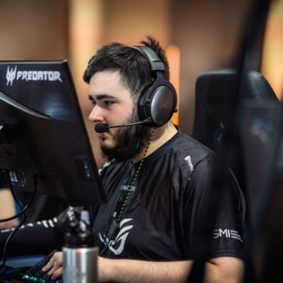 AquiR6S Profile Picture