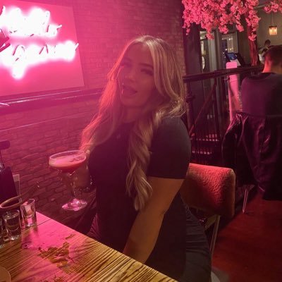 TammyHoneybun's profile picture. 