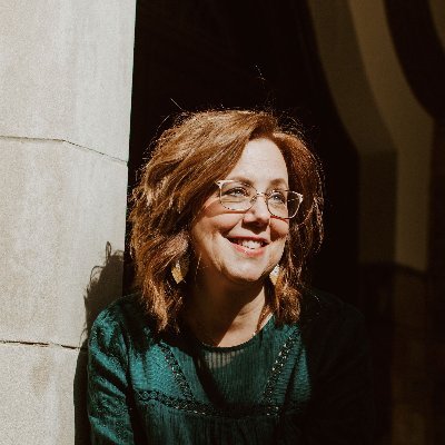 GinaLSmith2's profile picture. Passionate God follower. 🌸 Writer. 🌸 Empty Nester.