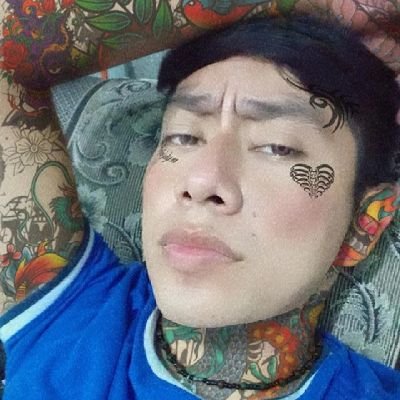 Carlos81699070's profile picture. La autoestima hasta arriba y el perreo hasta abajo.