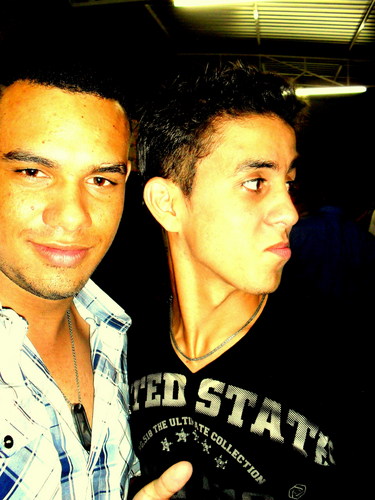 sou Dj e percussionista...Dica pra ganhar Seguidores http://is.gd/M8FOaG Com Surpresa de Seguidores