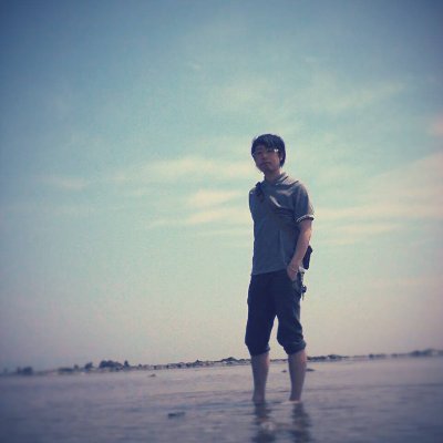 DJ/Producer. Collection: https://t.co/o6UKLqE21D . MinimalTechno MinimalHouse DeepHouse DubTechno Ambient BreakBeats.