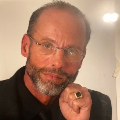 Libra. Year of the Dog. In Search of Truth, Justice & the American Dream. I respect opinions, but not your own facts. Into motoring, diving & K-9s. I don’t bite