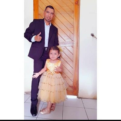 WalterEliezarLo's profile picture. No debe haber espacio  para bajas pasiones en el corazón de los revolucionarios.