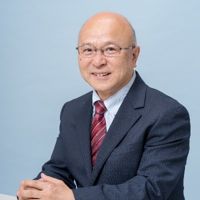 いつでも、誰でも、どこででも、お金の心配なく医療・介護が受けられる社会をめざして頑張ります!
57年鹿児島県甑島生まれ、長田区在住。病院や介護事業所など、医療と介護の現場で30年。人助けやまちづくりの運動にも取り組んできました。
剣道初段、愛称は「つるちゃん」。
(本人とスタッフが投稿します。)