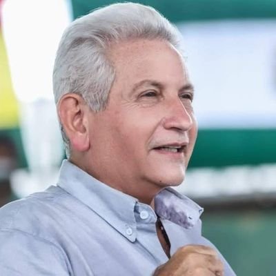 Exgobernador de Santa Cruz y Presidente del Movimiento Demócrata Social. Boliviano, autonomista, amante de mi Santa Cruz.