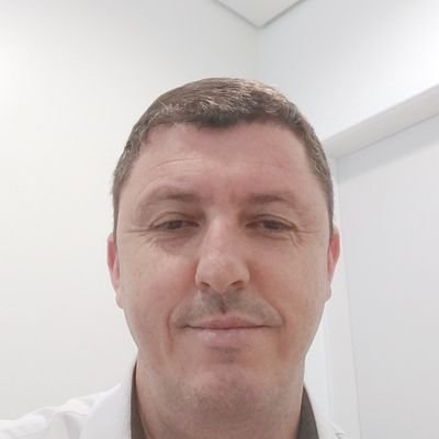 Cristão, Católico e apoio o que tem que ser melhor pro BRASIL.
BOLSONARO 2026 e após seu mandato eleição de um sucessor sugerido por ele.