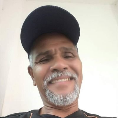 PutehZali's profile picture. 