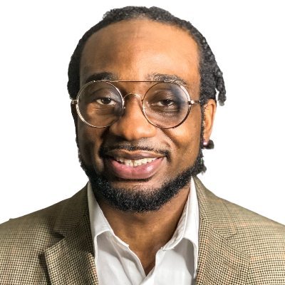Digital marketing director growing social media and ecommerce businesses. Trending techniques such Artificial Intelligence, Machine Learning