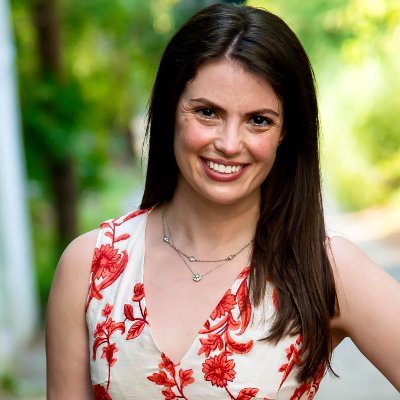 _AllieGG_'s profile picture. DC native. East Coast speed walker, DC sports fan & #startup enthusiast. Help companies in #AdTech #gaming #freelancer #influencer space grow lean & love it!