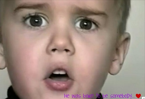17. Belieber. Un poco loca y cariñosa a mas no poder.:)