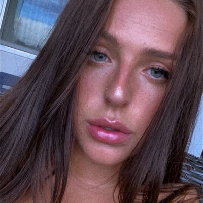 isabelleorli's profile picture. big butt. bigger heart.