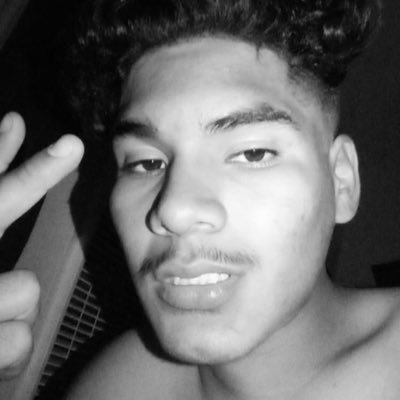 eatthatpussy210's profile picture. never really use this is yah