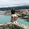 OriolPanades's profile picture. 👤Sóc qui sóc i no sóc més que aquell que he sigut sense saber-ho.
