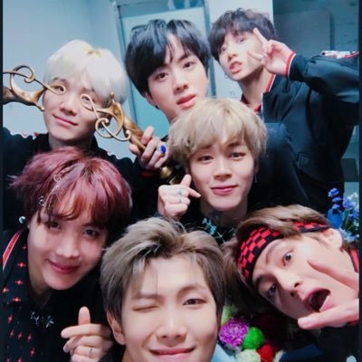 reposting my fav tiktoks :)) (credits to owners of all tiktoks obvs) š