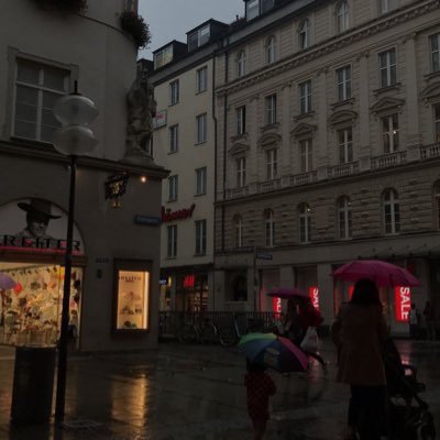 weeeeq8's profile picture. 