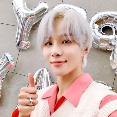 jungw0oloml's profile picture. she/her
18
🇲🇽🇵🇷