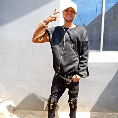 Awesome10575030's profile picture. stay true to what you do, nobody owe you shit and you don't owe nobody shit! be cool, be safe💪