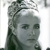 VickyngaQueen's profile picture. And the band played on. 
Vickyngarian. Individualist.