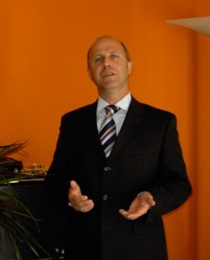 MLM21Akademie's profile picture. MLM Coach, Patrick Fahrner, Net(t) worker, MLM21 Akademie - die richtigen Schritte im MLM von Anfang an! Web2.0, social Media, Kostenlose Tipp für Networker,