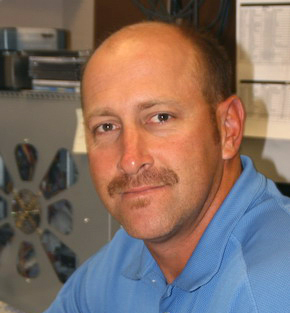 bobfightfast's profile picture. I provide street proven self defense tips that will help you quickly and brutally end any fight so you can confidently protect yourself and your family.