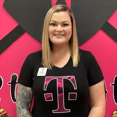 Super fun T-Mobile RSM,  who drives goals , & ambitions to create an impact in the SMRA market!#SMRABOUND #BEASTMOAD #TMOBILE