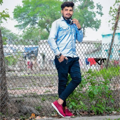 https://t.co/dZthhK7687_dhakad_shab16121
      राष्टीय स्वयं सेवक🚩🚩
      संघे शक्ति युगे युगे🚩
     Dhakad chora✌🥰
      Mp १३ ujjain😍
        किसान पुत्र💪✌