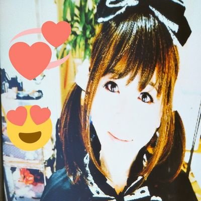 アニメコスプレや女装娘が好きな超熟女装子です。1年半前までサロンにかよっていましたが、事情が有りやむなく辞めました。今は、若い方々のツイッターを見るのを楽しみにしてます。
