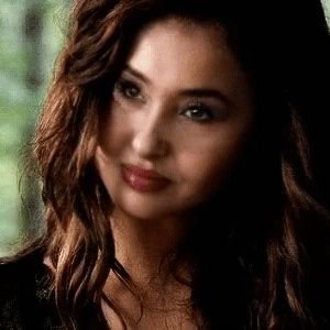 Non identical sister of @Harmonyrovia Gregory's daughter. My heart will always belong to Simon. rp 18+ TWD OC