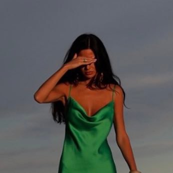 essma_inv's profile picture. 