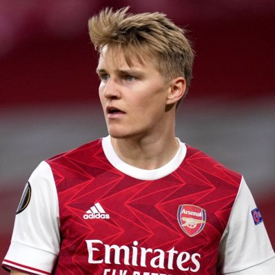 23. Die Hard Arsenal. FPL fanatic. Sunday League pace merchant. MSc Sport Management