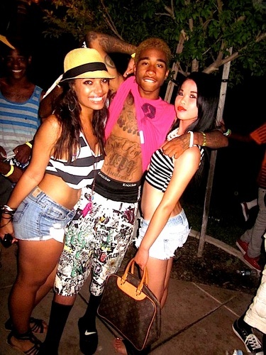 ImIeveIIPhantom's profile picture. Musician,Actor, Song Writer, President of Flyer Minds Records, & Founder of Supreme RockStarr T-Shirt and Snap Back Line Booking : L.PhantomBooking@Gmail.com