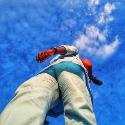 Spontaneous 🚦... IG @illmatic_imran
I do graphics and Photography📚🔬💉📸
UX/UI enthusiasts. https://t.co/lzm0w68wfU