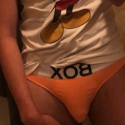 West London Top DM for collabs also work in Manchester