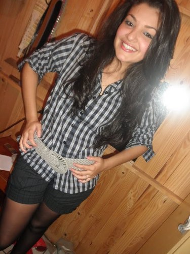 CyAnzoategui's profile picture. Só quem conhece sabe, não sei me descrever, mas posso dizer que curto muito animação, não gosto nada de baixo astral... o negocio é ser feliz e esquecer o resto