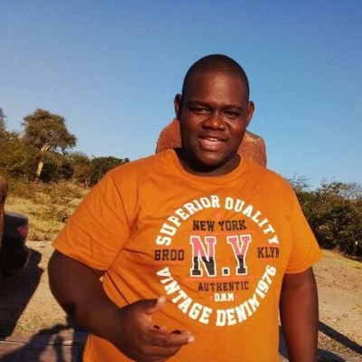 LeeThaolang's profile picture. Cute 🥰