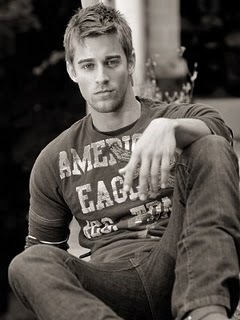 MakesYouSwoon's profile picture. Hottest Volturi Guard. {Grins} I have a reputation for being a player but I've met the one person who seems to really know me. She's something special.