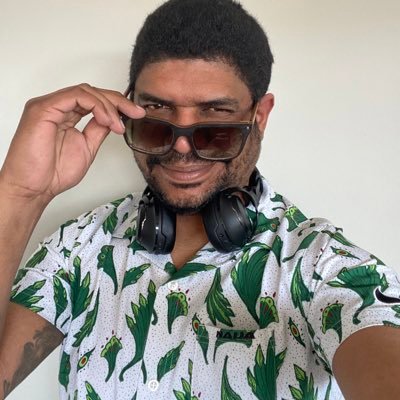 Uma mistura de música, filmes, livros, experiências, medos, sonhos, flamengo, design e propaganda.