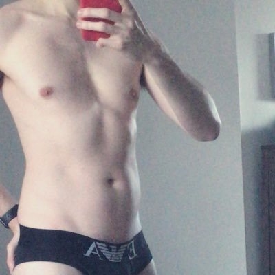 🏴󠁧󠁢󠁳󠁣󠁴󠁿 Hung alpha creative & open minded. I like to make your dreams come true, requests possible 🔞. All original content.