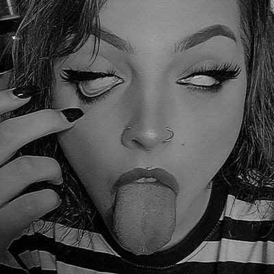 Hello Angels! My name is Faith and I'm a new streamer. Follow me and my journey!~