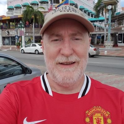 Manchester United Fan; (retired) Musician🎸🥁; MUFC❤️👹⚽️  CleethorpsTown FC🦉;
NO DMs🇺🇸🇻🇮 #GGMU #MUFC #UTO no Instagram