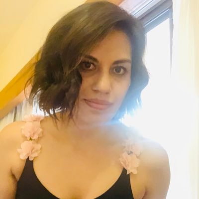 karussa15's profile picture. Feminista, soñadora de vocación, psicóloga de profesión, bailarina de afición, lectora en formación, fotógrafa de aspiración... hiperactiva de nacimiento :D